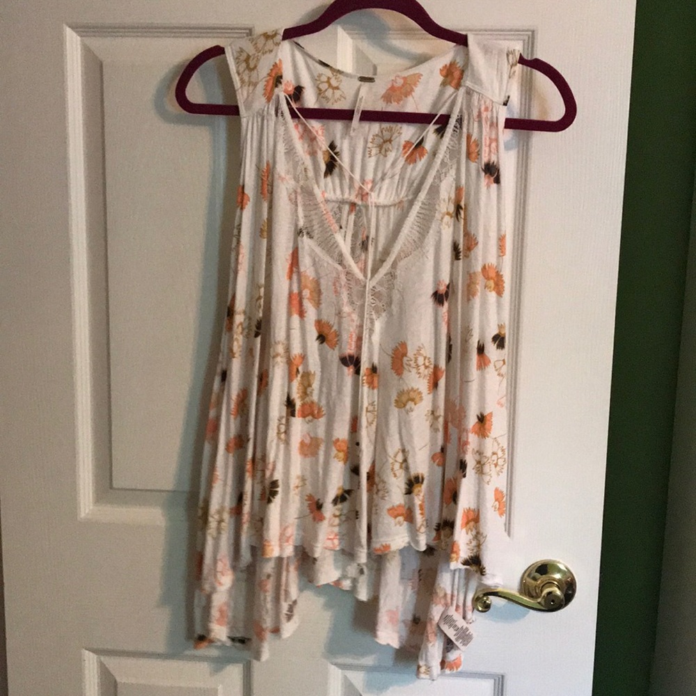FREE PEOPLE FLORAL LACE TANK SIZE LARGE